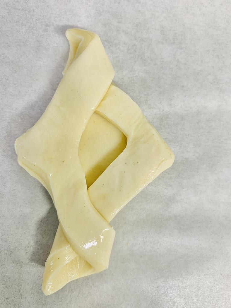 Croissant Danish Pear Almond raw mini